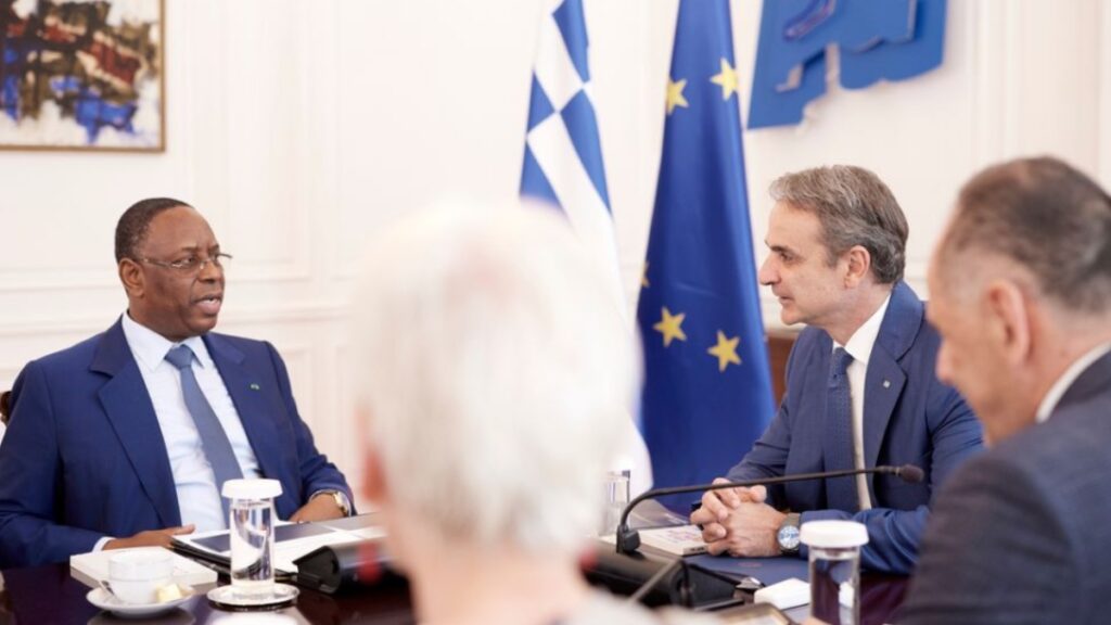 Συνάντηση Μητσοτάκη με τον υποψήφιο για τη θέση του ΓΓ του ΟΗΕ Macky Sall – Τι συζήτησαν
