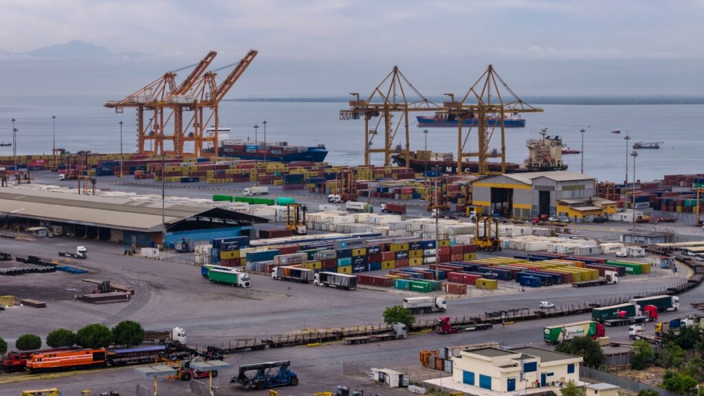 Συνελήφθη ο κεντρικός λιμενάρχης Θεσσαλονίκης για ενδοοικογενειακή βία – Τον κατήγγειλε η σύζυγός του