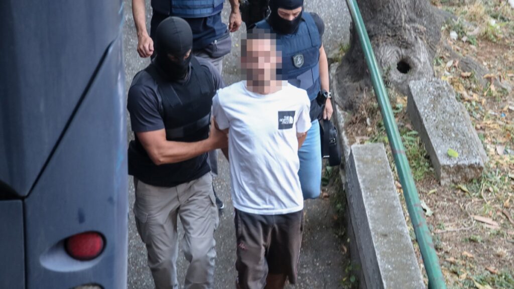 Απολογείται ο 25χρονος για τη φονική επίθεση στο σπίτι της οικογένειας Νέστορα – Ποιος ήταν ο ρόλος του
