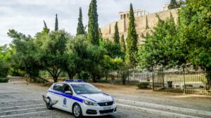 Πανικός στην Ακρόπολη: Άνδρας τραυμάτισε με μαχαίρι δύο Αμερικανούς τουρίστες – Πιο σοβαρά ο ένας