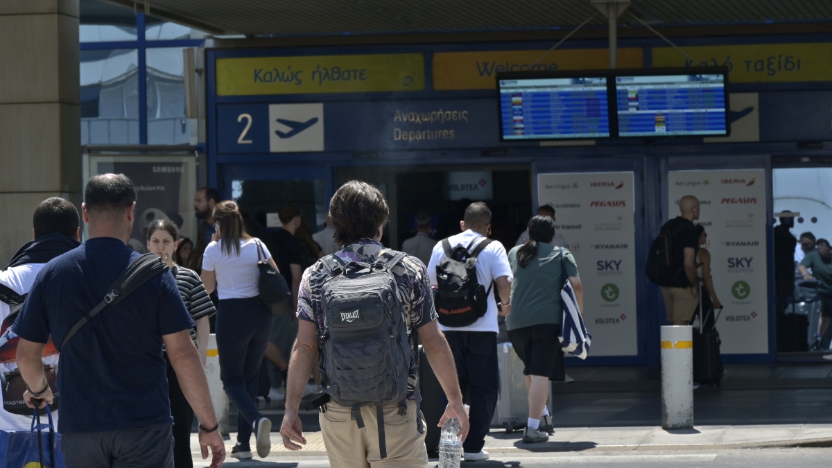 Θετικό σήμα για τον τουρισμό: Εκτοξεύτηκαν κατά 161,3% οι αεροπορικές αφίξεις από το Ισραήλ στην Ελλάδα