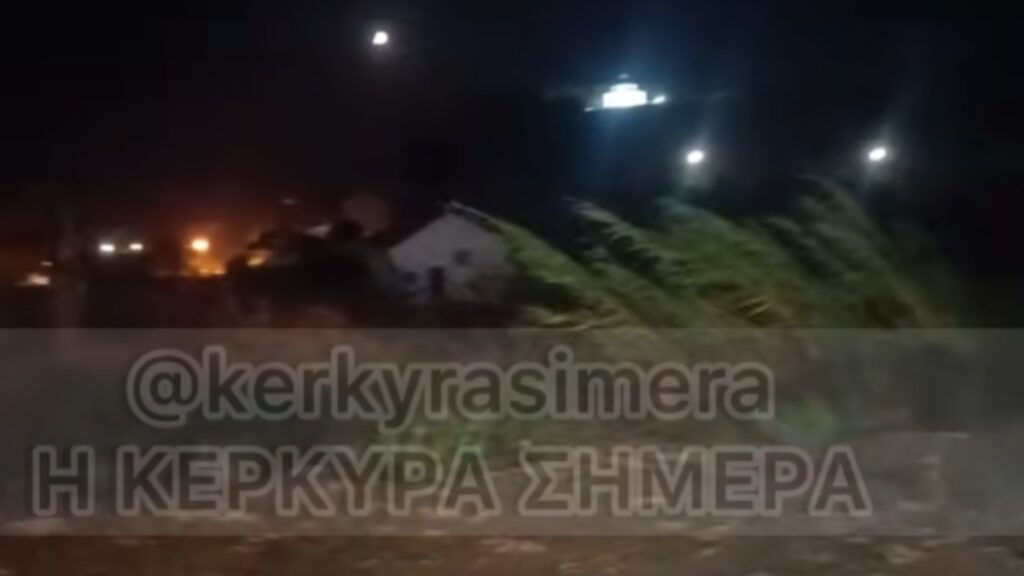 Κέρκυρα: Προβλήματα από το ξαφνικό μπουρίνι – Πτώσεις δέντρων και διακοπές ρεύματος (βίντεο)