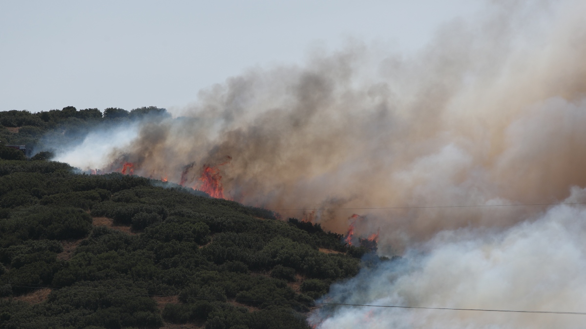 Φωτιά στο Δερβένι