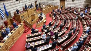Βουλή: Ενός λεπτού σιγή στη μνήμη των θυμάτων 8 χρόνια μετά τη φονική πυρκαγιά στο Μάτι 