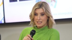 Η Σία Κοσιώνη αποκάλυψε το ιδιαίτερο “δέσιμο” με τη Μαίρη Λίντα – Η ανάρτηση γεμάτη αναμνήσεις