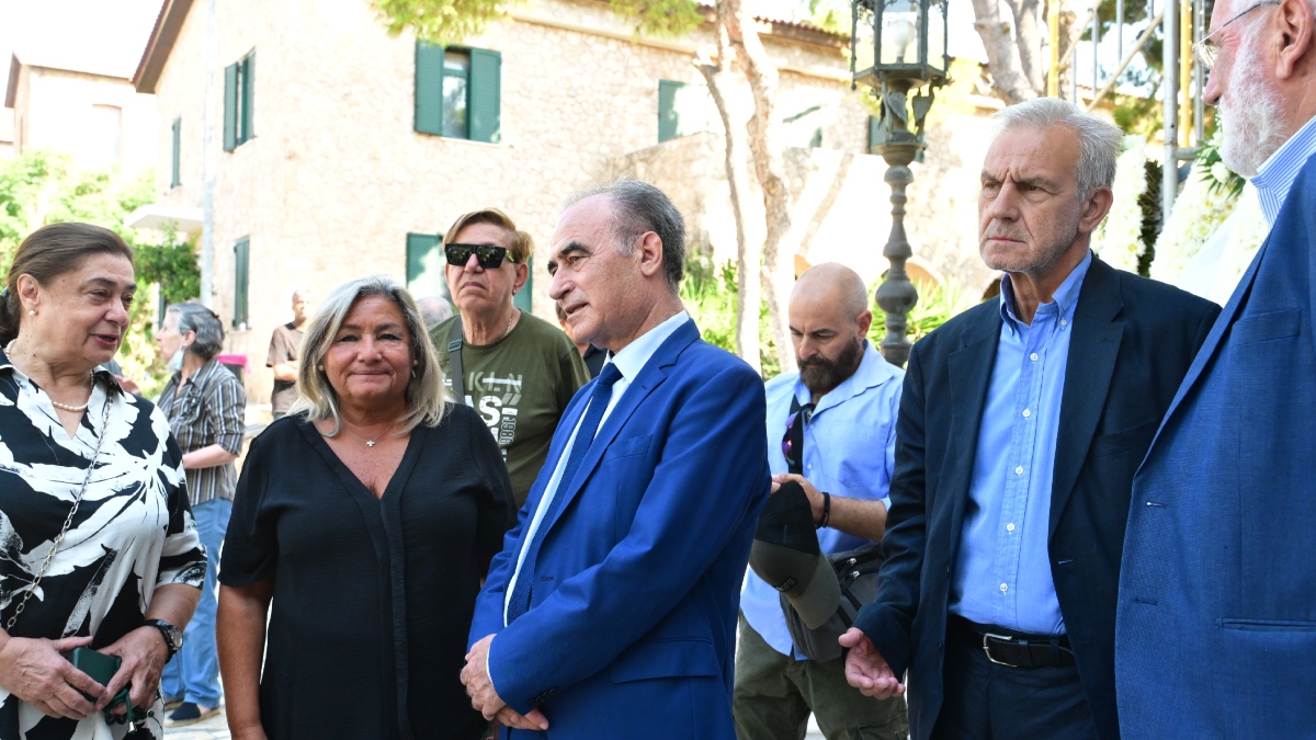 Κηδεία Μαίρης Λίντα
