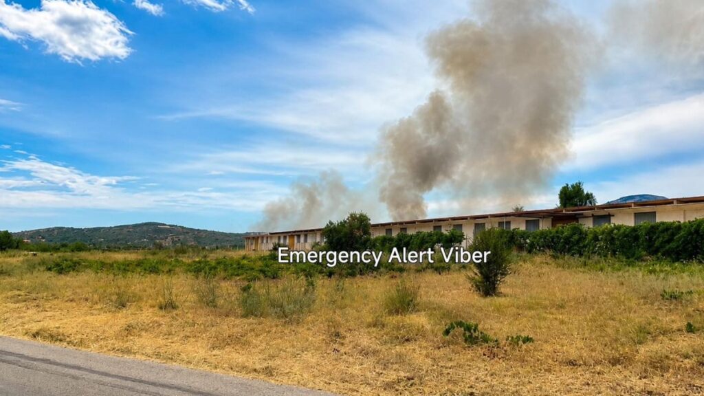 Έσβησε μέσα σε 20 λεπτά η φωτιά που ξέσπασε μέσα σε οικόπεδο στο Κορωπί