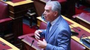 Ο Κακλαμάνης στέλνει τον Κυριαζίδη στην Επιτροπή Δεοντολογίας μετά τις δηλώσεις κατά Κωνσταντοπούλου