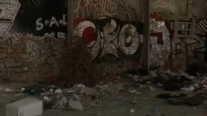 Κυψέλη: Τι ξέρουμε για την 38χρονη Βρετανίδα που βρέθηκε νεκρή στη βαλίτσα – Πώς βρέθηκε στην Ελλάδα