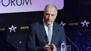 Καλαφάτης: Πάνω από 300 εκατ. ευρώ για την αναβάθμιση των ερευνητικών υποδομών – 20.000 νέες θέσεις εργασίας υψηλής εξειδίκευσης
