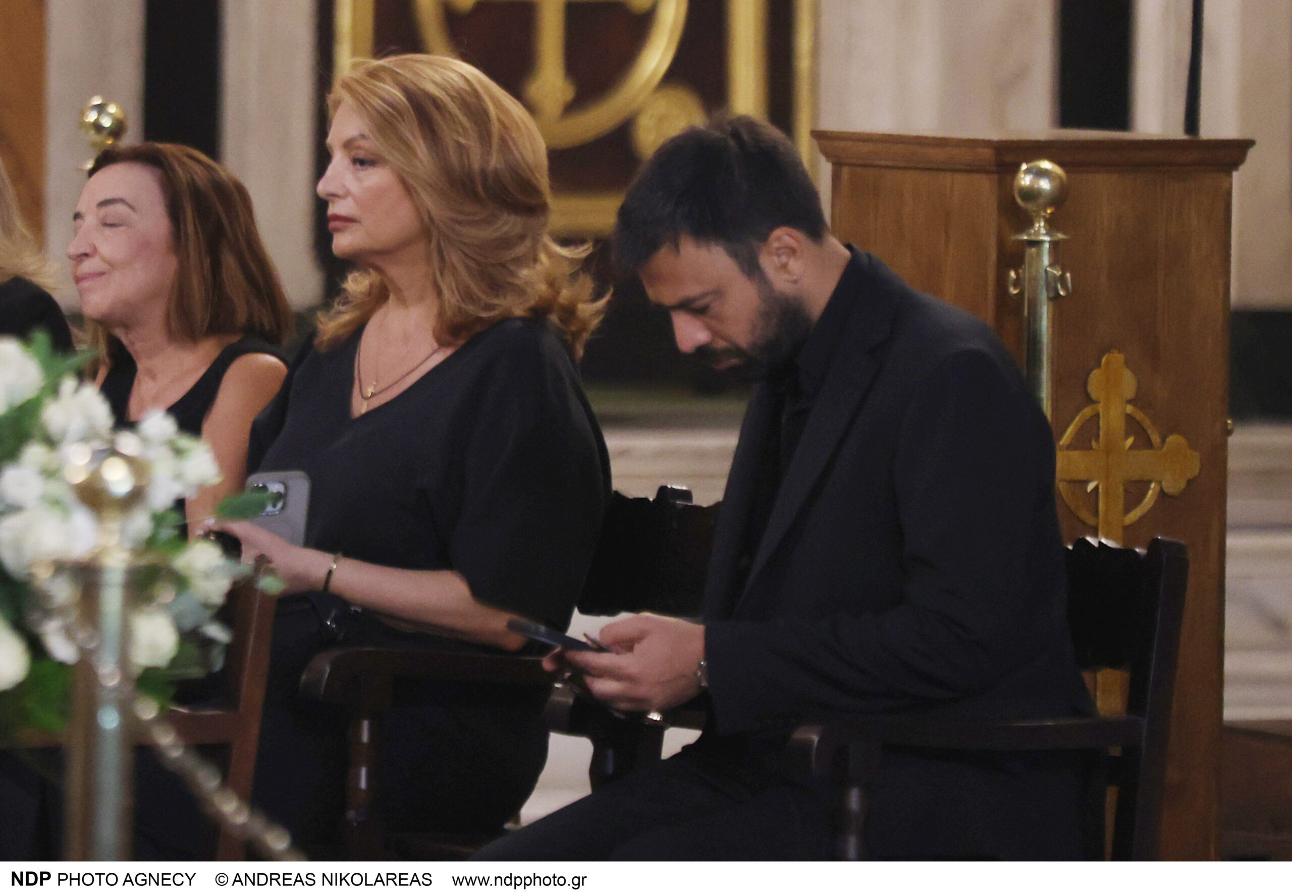 Κηδεία Μάρως Κοντού