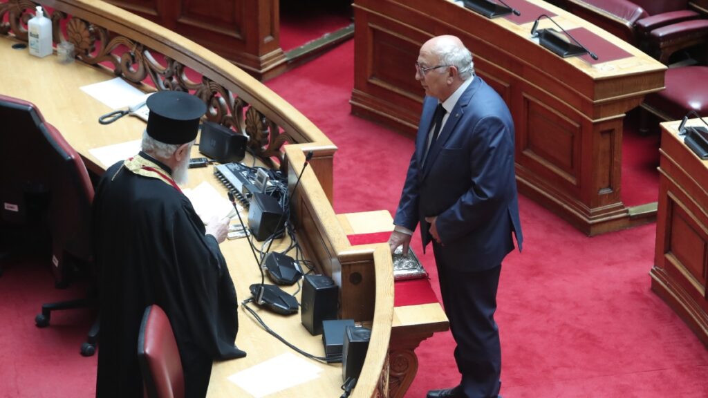 Ορκίστηκε βουλευτής ο Ιωάννης Αμανατίδης