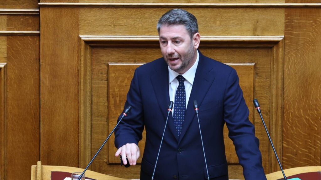 Ανδρουλάκης κατά Μητσοτάκη στην Βουλή: Ο απολογισμός της διακυβέρνησης σας έχει τίτλο “ακρίβεια παντού”