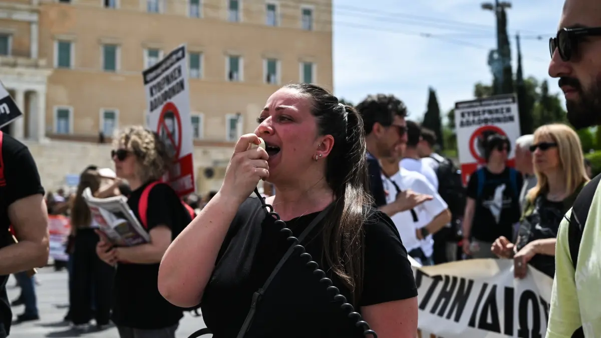 ΑΔΕΔΥ: Πανελλαδική στάση εργασίας σήμερα για την συνταγματική αναθεώρηση