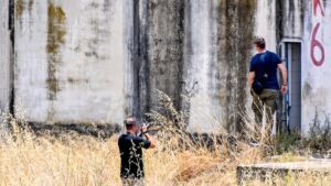 Καταδίωξη στο Άργος: Για απόπειρα ανθρωποκτονίας με ενδεχόμενο δόλο κατηγορούνται οι δύο αστυνομικοί – Σε κρίσιμη κατάσταση ο 20χρονος