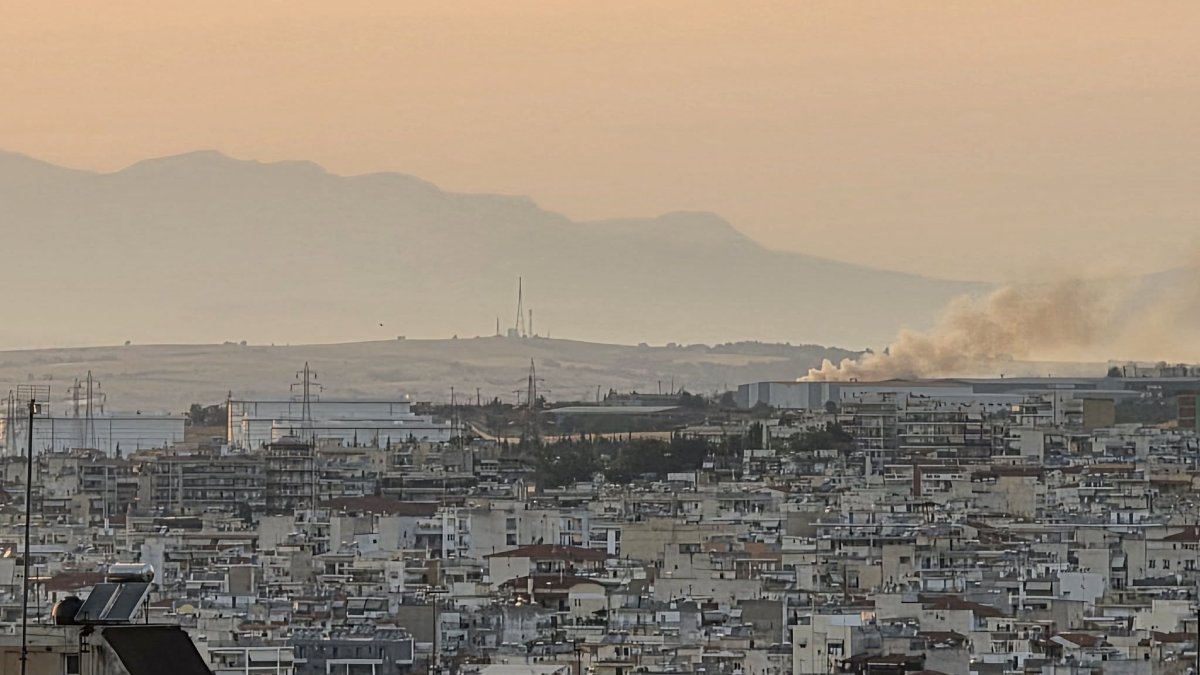 Φωτιά τώρα στη Θεσσαλονίκη: Νέα πυρκαγιά στα Διαβατά – Η τρίτη μέσα σε μία ημέρα