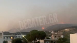 Φωτιά στην Πάρο: Νέα μεγάλη ενίσχυση των δυνάμεων – Με C-27J μεταφέρονται 20 πυροσβέστες της 1ης ΕΜΟΔΕ