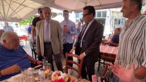 Πολίτες στη Λήμνο επιτέθηκαν φραστικά στον Άδωνι Γεωργιάδη: “Δεν θέλουμε παράσιτα, δρόμο” (βίντεο)