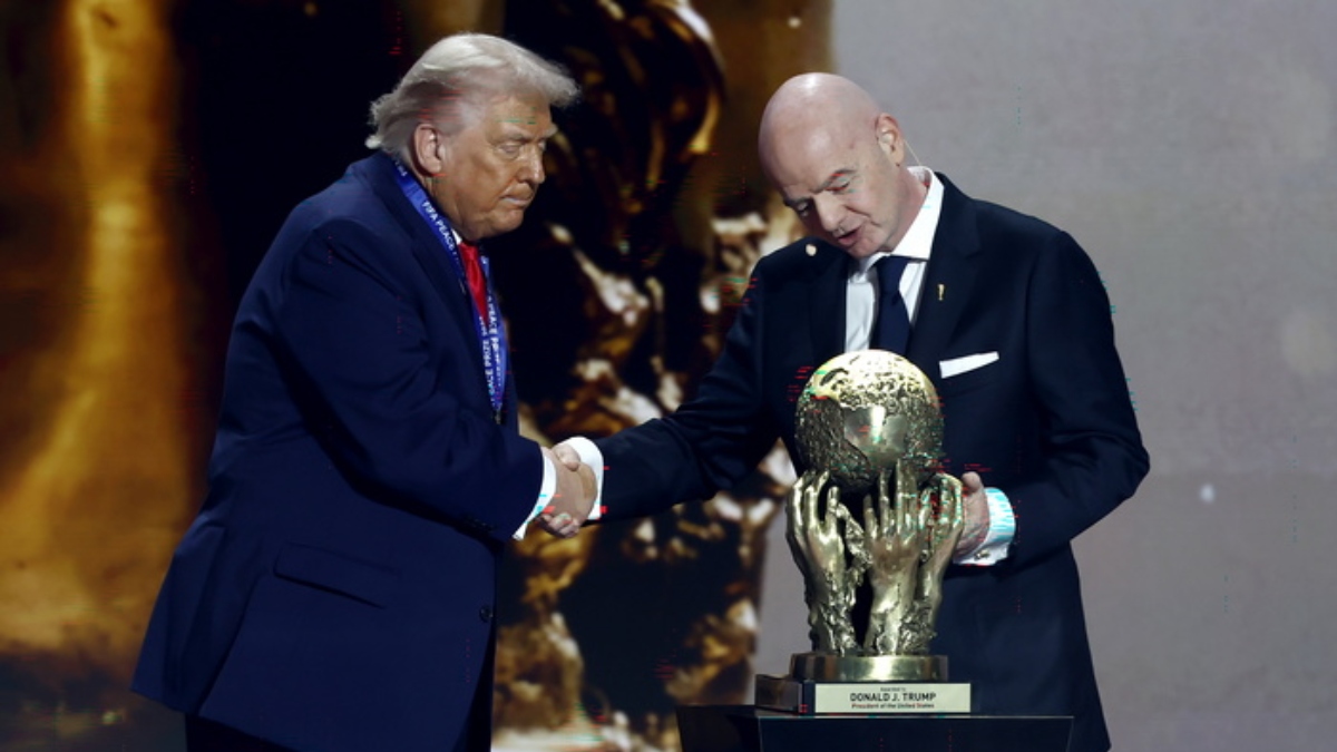 Θύελλα αντιδράσεων για την απόφαση της FIFA να ακυρώσει την κόκκινη κάρτα του Μπάλογκαν – Τα 3 τηλεφωνήματα Τραμπ, το CAS και η απάντηση Ινφαντίνο