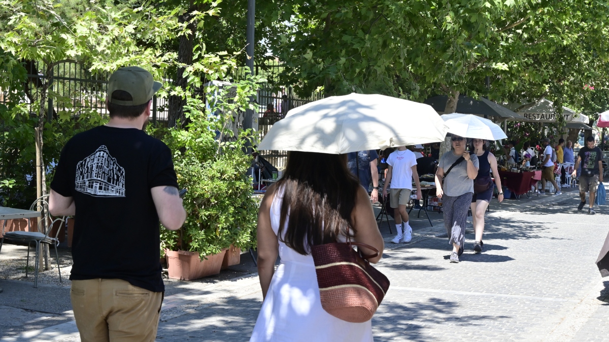 Καιρός: Πάνω από τους 40°C ο υδράργυρος το Σαββατοκύριακο, πότε πέφτει η θερμοκρασία – Η πρόγνωση του Σάκη Αρναούτογλου