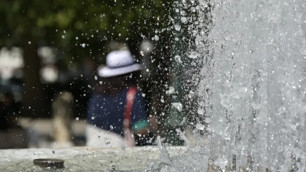 Καιρός: Νέα θερμή εισβολή προ των πυλών – Έρχονται 40αρια, γιατί δεν μπορεί να θεωρηθεί καύσωνας