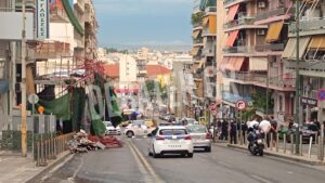 Κακοκαιρία: Σφοδρή καταιγίδα «χτύπησε» την Αττική – Πάνω από 100.000 κεραυνοί σε λίγες ώρες