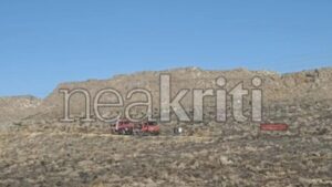 Φωτιά στον Ξηρόκαμπο Σητείας: Οριοθετήθηκε η πυρκαγιά, ήχησε το 112 (Φωτογραφίες)