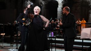 Μαίρη Λίντα: Ποια ήταν η τελευταία της επιθυμία – Πού και πότε θα γίνει η κηδεία της