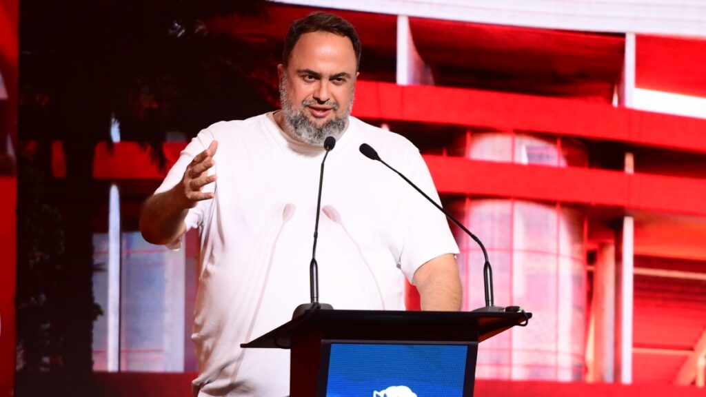 Βαγγέλης Μαρινάκης: Η «σπόντα» προς τον Γρηγόρη Δημητριάδη από το Δημοτικό Θέατρο Πειραιά
