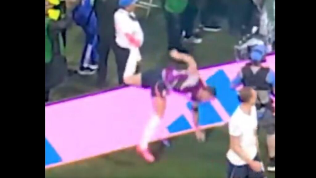 Σοκαριστικά βίντεο με τον τραυματισμό του Τζόρνταν Χέντερσον μετά την πρόκριση της Αγγλίας κόντρα στο Μεξικό στο Μουντιάλ 2026
