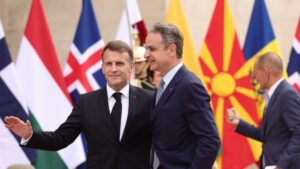 Κυριάκος Μητσοτάκης: Στο Παρίσι για τη «Συμμαχία των Προθύμων» – Η αντζέντα της συζήτησης στο δείπνο των ηγετών