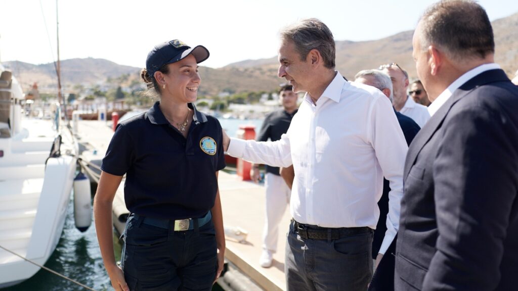 Μητσοτάκης από Αγαθονήσι: “Θα εμποδίσουμε τους διακινητές, εκμεταλλεύονται απελπισμένους ανθρώπους”