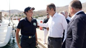 Μητσοτάκης από Αγαθονήσι: “Θα εμποδίσουμε τους διακινητές, εκμεταλλεύονται απελπισμένους ανθρώπους”