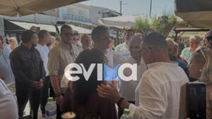 Μητσοτάκης σε πολίτες της Β. Εύβοιας: “Σας θέλω στις επάλξεις για τις εκλογές – Θα γίνουν την άνοιξη του 2027”