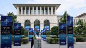 Σύνοδος κορυφής ΝΑΤΟ: Η Ελλάδα στην πρώτη γραμμή της συλλογικής άμυνας – Στο 3,6% του ΑΕΠ οι δαπάνες