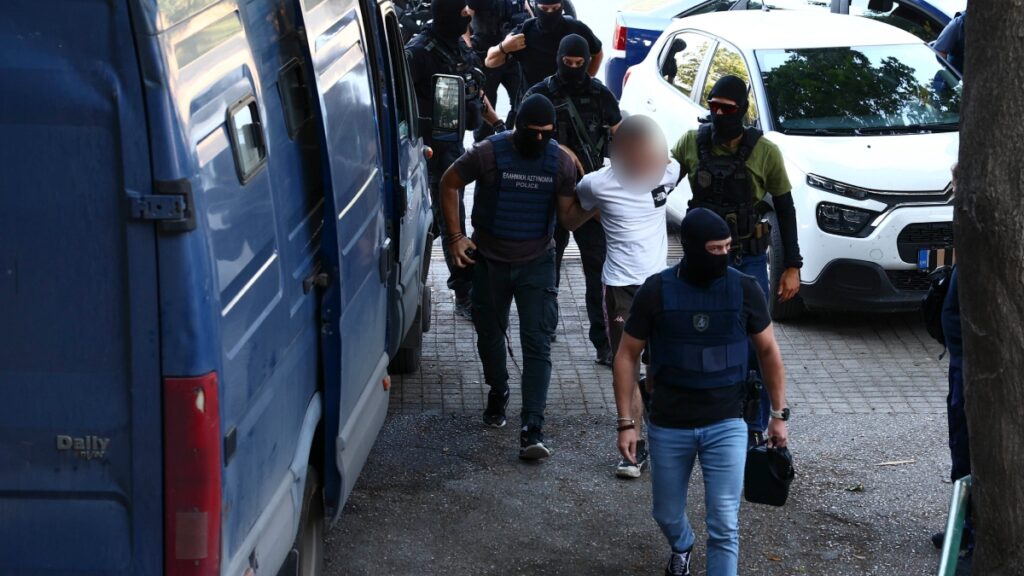 Θεσσαλονίκη: Πήρε προθεσμία ο 25χρονος που κατηγορείται για τη φονική επίθεση στο σπίτι της οικογένειας Νέστορα