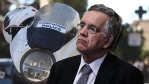 Στο «μικροσκόπιο» επίθεση στον Ισίδωρο Ντογιάκο μετά τη σύλληψη Αιγύπτιου με χειροβομβίδα στην Αθήνα