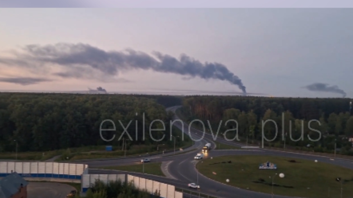 Ουκρανία: Σφυροκόπημα με 400 drones νότια της Μόσχας – Χτύπησαν αποθήκες πετρελαίου, δείτε βίντεο
