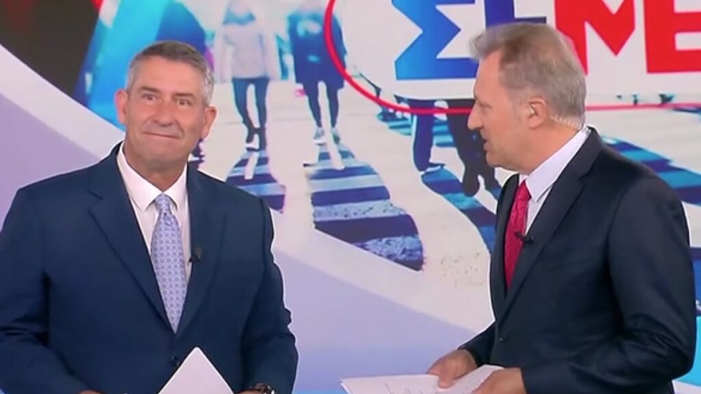 Άκης Παυλόπουλος: Επέστρεψε στην εκπομπή «Σήμερα» – Τα “πειράγματα” του Δημήτρη Οικονόμου