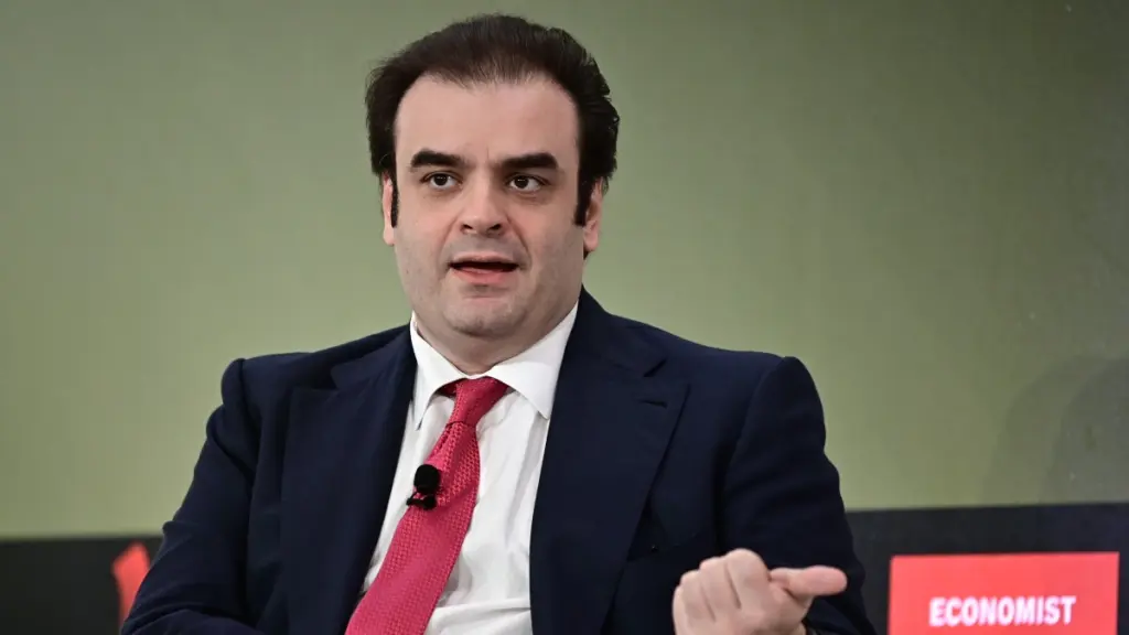 Πιερρακάκης: “Εντός Οκτωβρίου το νομοσχέδιο για τους Servicers και τις 120 δόσεις”