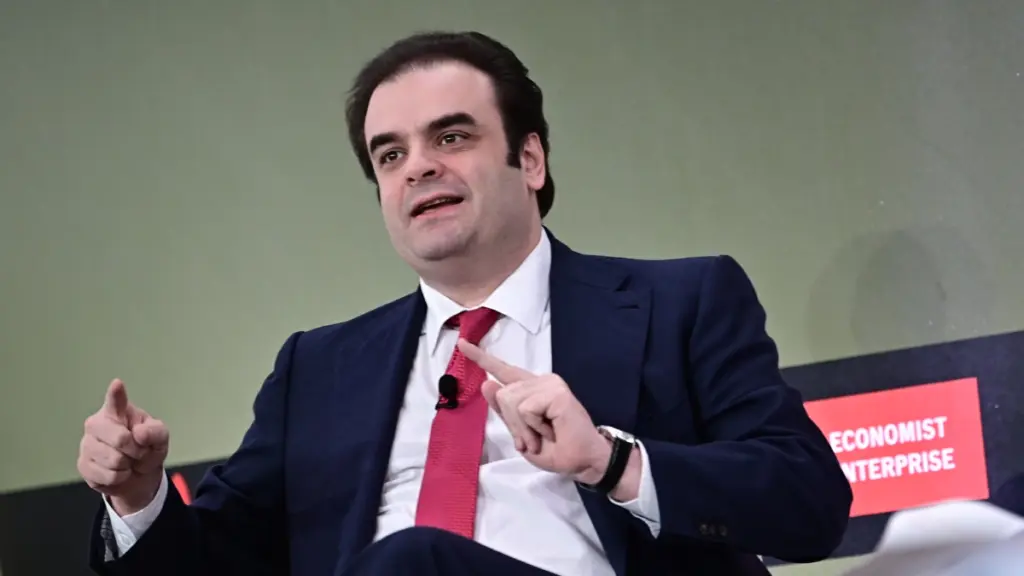 Πιερρακάκης: “Ο εξωδικαστικός μηχανισμός μετατρέπεται σε εργαλείο προστασίας της πρώτης κατοικίας”