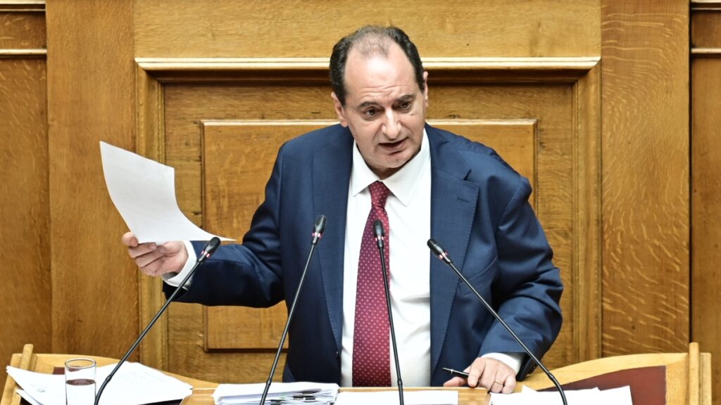 Χρήστος Σπίρτζης: Δεν αποδέχεται την έδρα μετά την παραίτηση Καραμέρου – “Δεν επιθυμώ να συμμετέχω σε ένα πολιτικό τσίρκο”