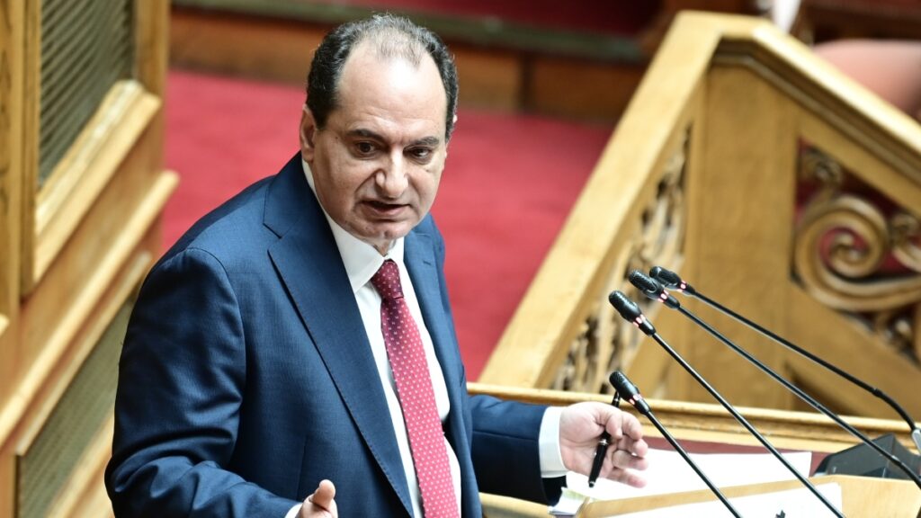 Σπίρτζης: “Η πολιτική μου αξιοπρέπεια δεν μου επιτρέπει να αποδεχθώ την κοινοβουλευτική έδρα”
