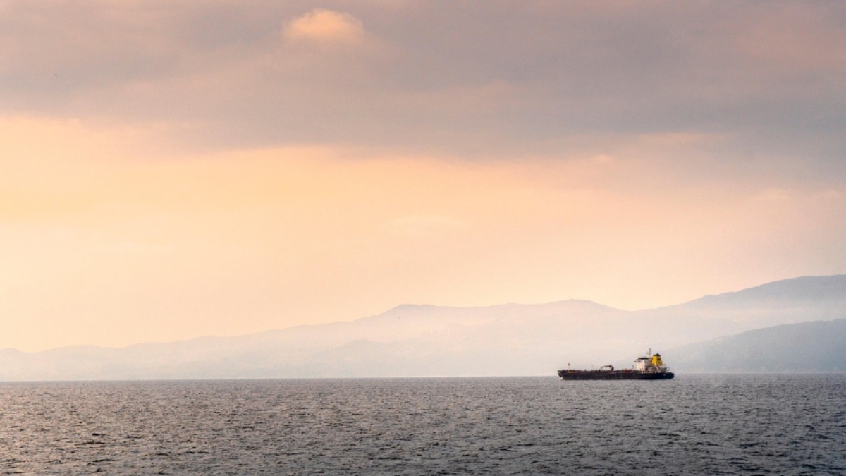 Ιράν: «Έχουμε τον έλεγχο του Ορμούζ, κρατήστε τον λόγο σας ή πληρώστε το τίμημα»  – Οι ΗΠΑ έπληξαν 140 ιρανικούς στόχους