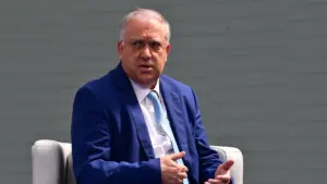 Θεοδωρικάκος: “Το rebranding Τσίπρα δεν έπιασε – Εξετάζουμε την πρόταση της Ανεξάρτητης Αρχής της Αγοράς για έλεγχο σε αδικαιολόγητες ανατιμήσεις”