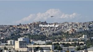 Φωτιά στον Άγιο Αθανάσιο Θεσσαλονίκης: Ενεργοποιήθηκε το 112, “Παραμείνετε σε ετοιμότητα” – Επιχειρούν 2 εναέρια