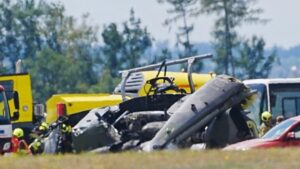Συντριβή στρατιωτικού ελικοπτέρου στη Τσεχία: Ένας νεκρός και τέσσερις τραυματίες