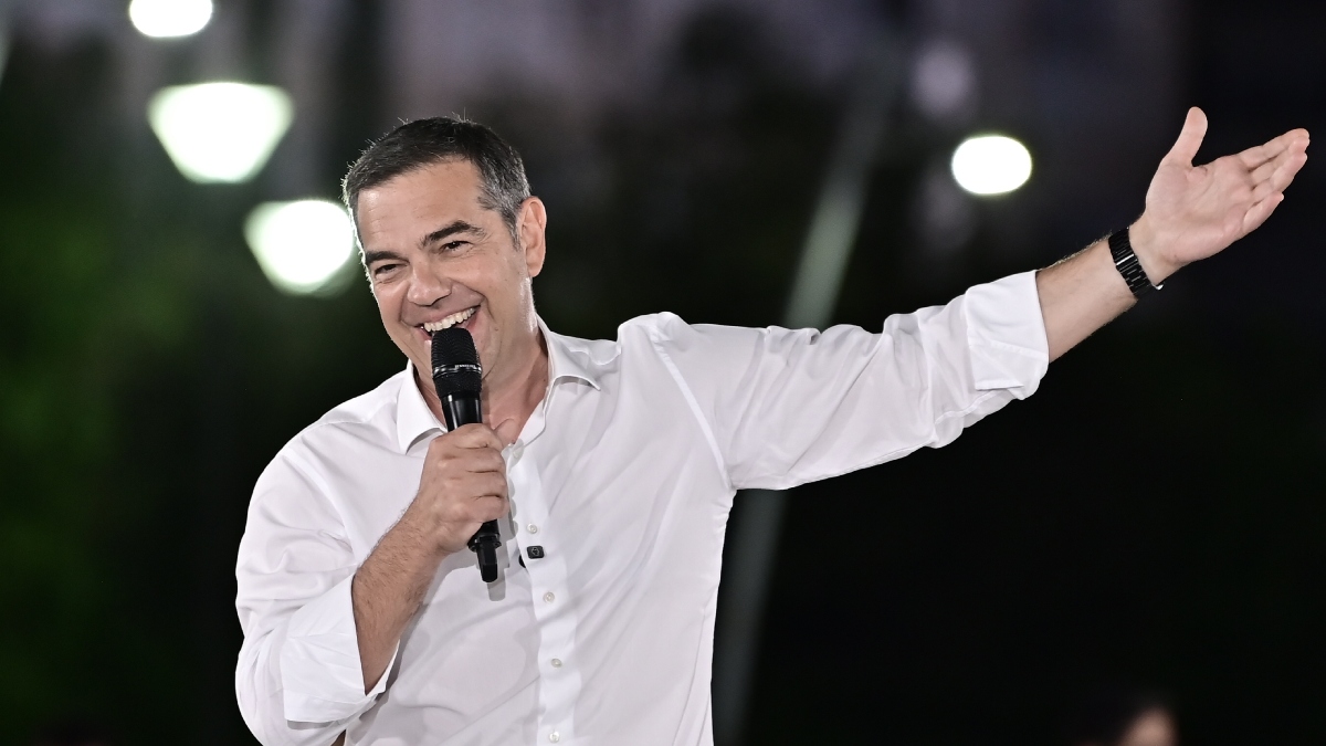Τσίπρας: «Θα στείλω λουλούδια στον Άδωνι, κάθε φορά που μας βρίζει» (Βίντεο)