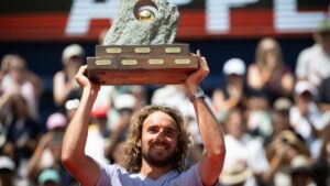 Στην κορυφή του ATP 250 Swiss Open Gstaad ο Στέφανος Τσιτσιπάς – Κατέκτησε τον 13ο τίτλο της καριέρας του (Βίντεο)