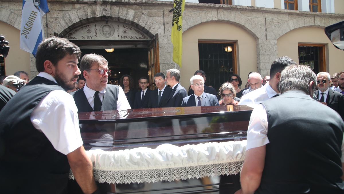 Κηδεία Βάγιας Νέστορα: Ο συγκλονιστικός επικήδειος του αδελφού της – “Έφυγες νωρίς, θα συναντήσεις το αστεράκι μας τη Νικολέτα”